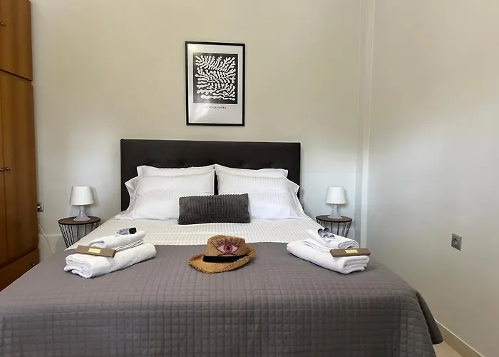 Lägenhet Alkinoos Petrití